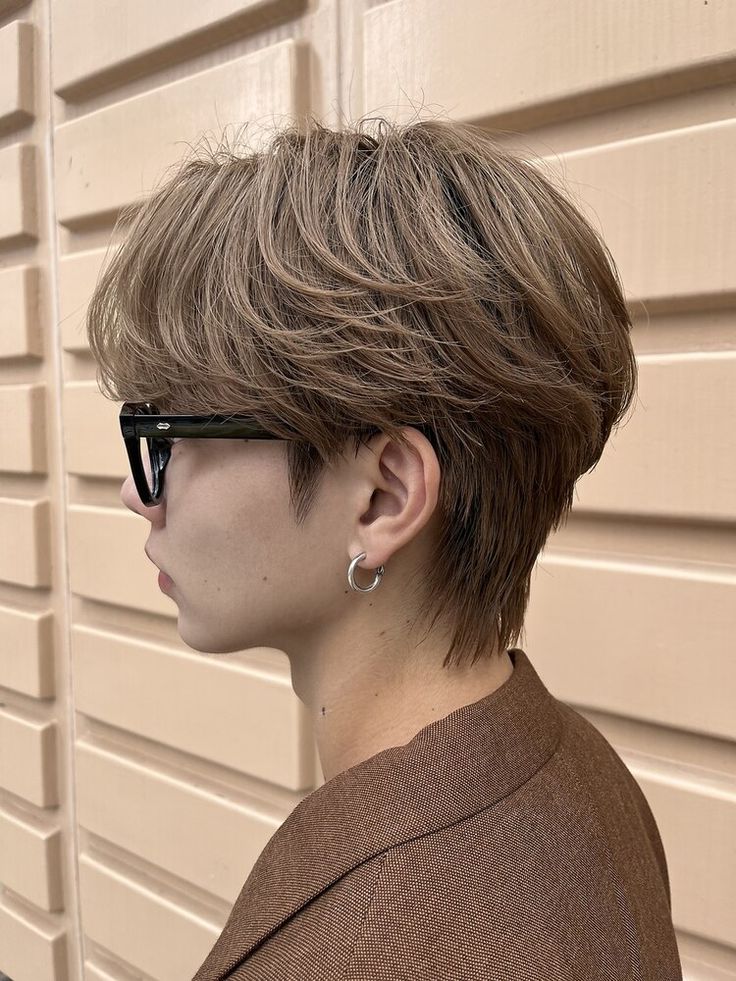 Long burgundy wavy hair color